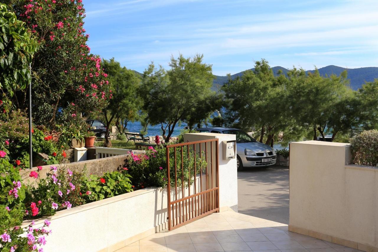 Apartments By The Sea Viganj, Peljesac - 10140 Exterior foto